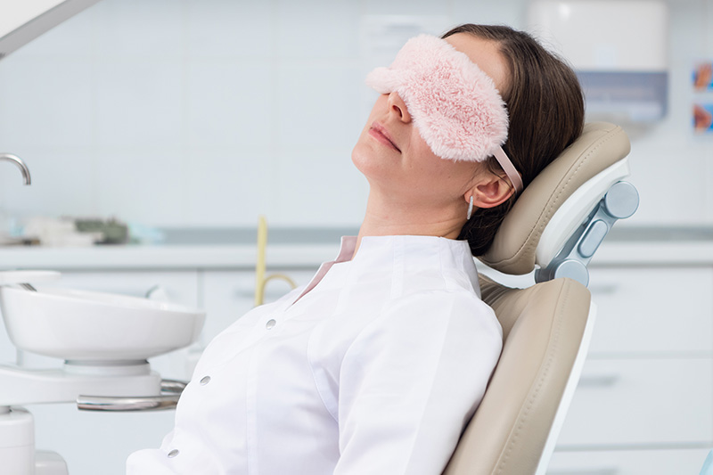 Sedation Dentistry For Endodontic Procedures in Lake Forest